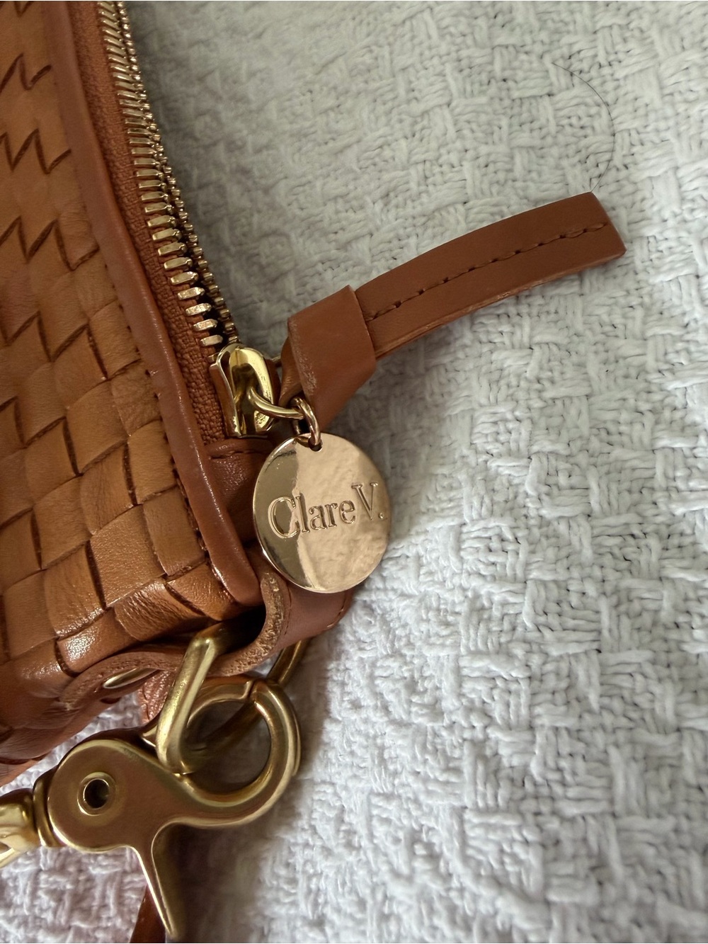 Clare V. Moyen Messenger - Picture 3 of 10